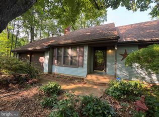 8 Vale Dr, Tabernacle, NJ 08088