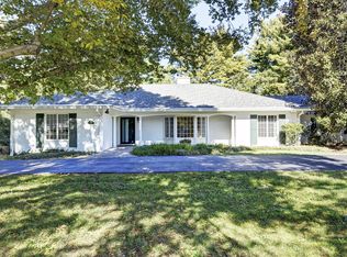 513 Brandon Rd, Louisville, KY 40207