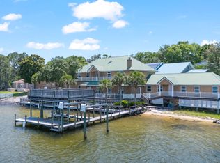 1747 18th St, Niceville, FL 32578