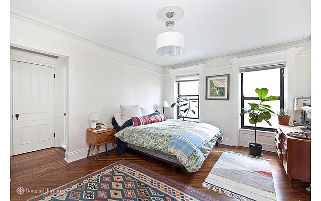 Rented by Douglas Elliman | media 28