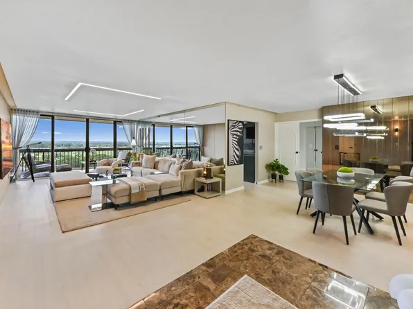 1900 Consulate Place #1205, West Palm Beach, FL 33401