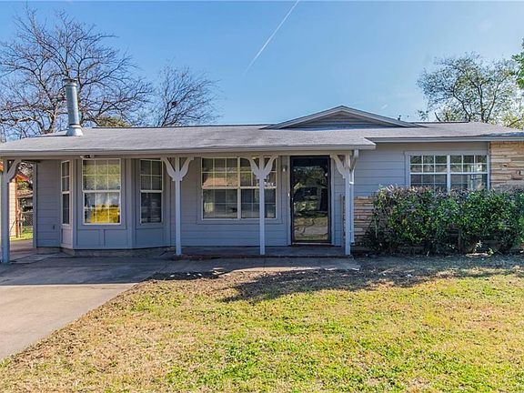 2nd image of 3568 Half Moon Dr