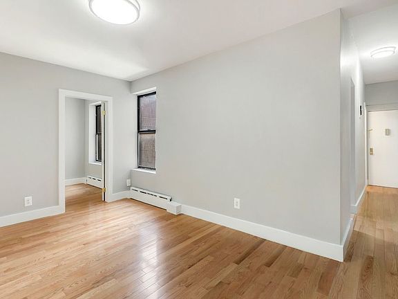 3rd image of 215 E 117th St APT 16