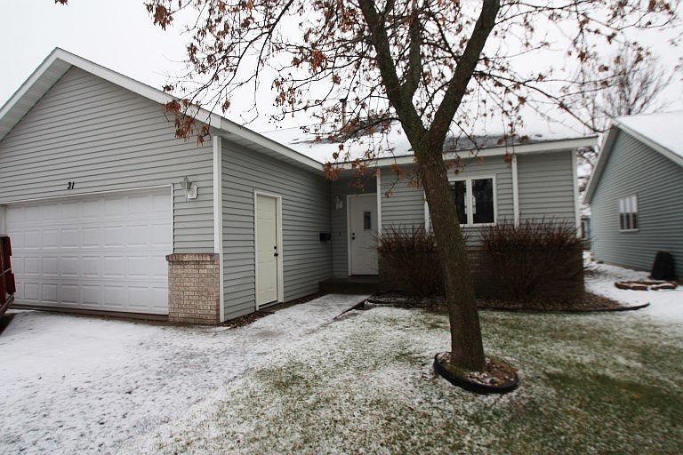 1st image of 1403 33rd Ave N APT 31