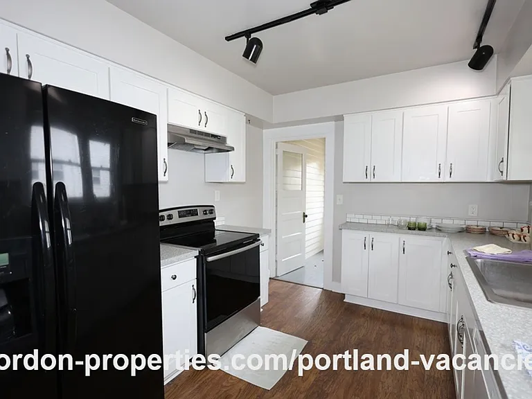 3815 SE 11th Ave — Photo 15
