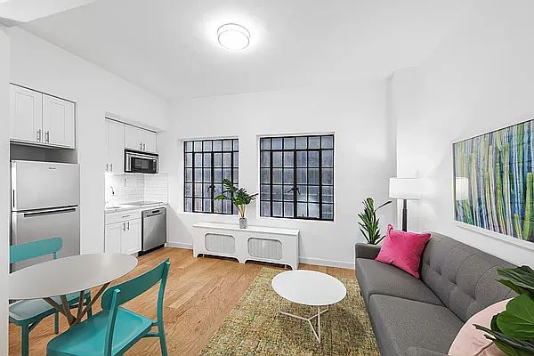 1st image of 5 Tudor City Pl APT A20