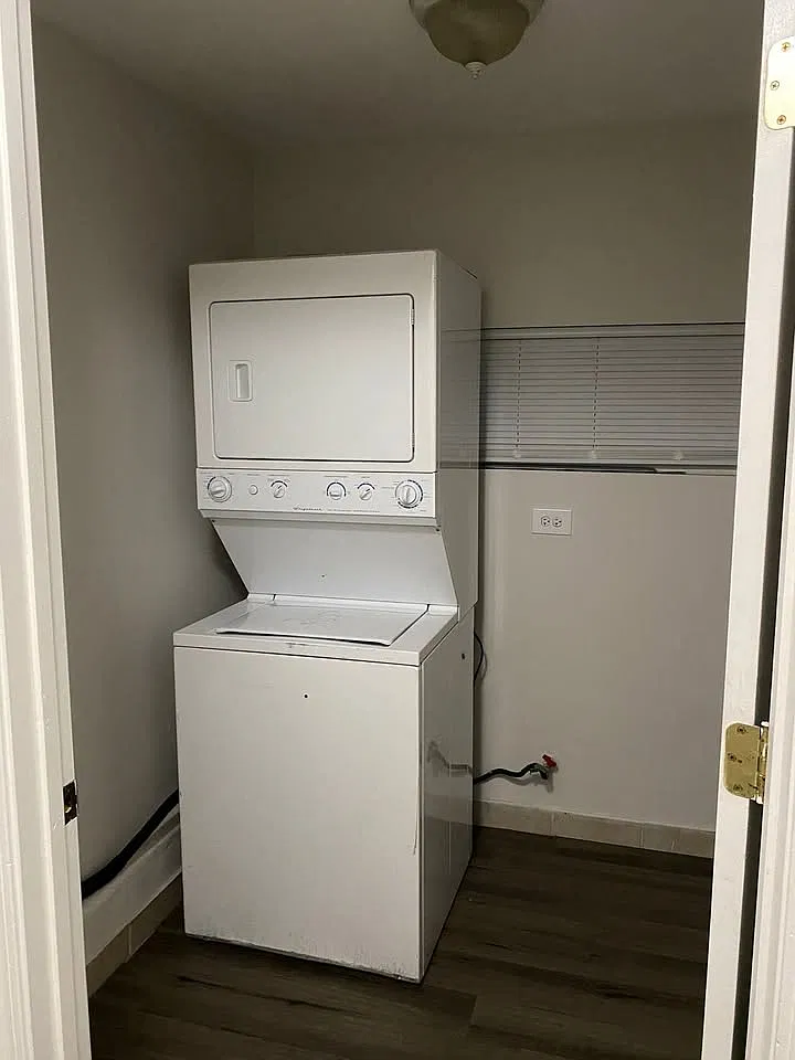 3 bed, 1500 sqft, $1,700 — Photo 4