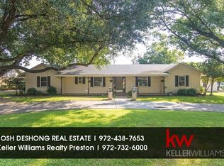 200 La Vista Dr, Waxahachie, TX 75165