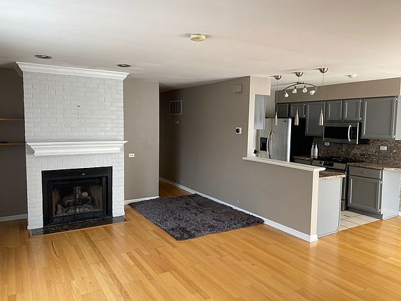 5th image of 580 Willowcreek Ct #580