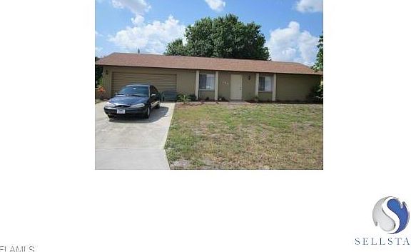 3rd image of 144 SE 22nd St