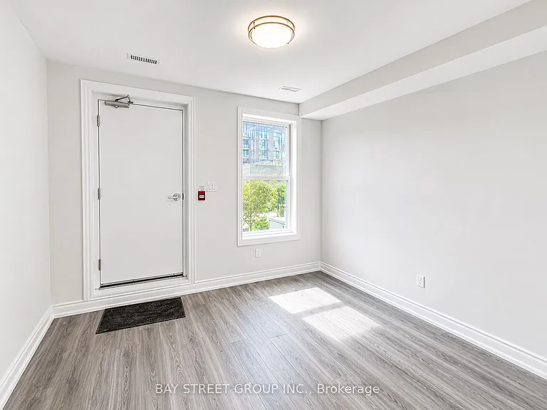 442 Spadina Ave #B — Photo 6