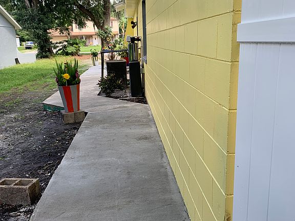 2nd image of 1338 Sweetwood Blvd