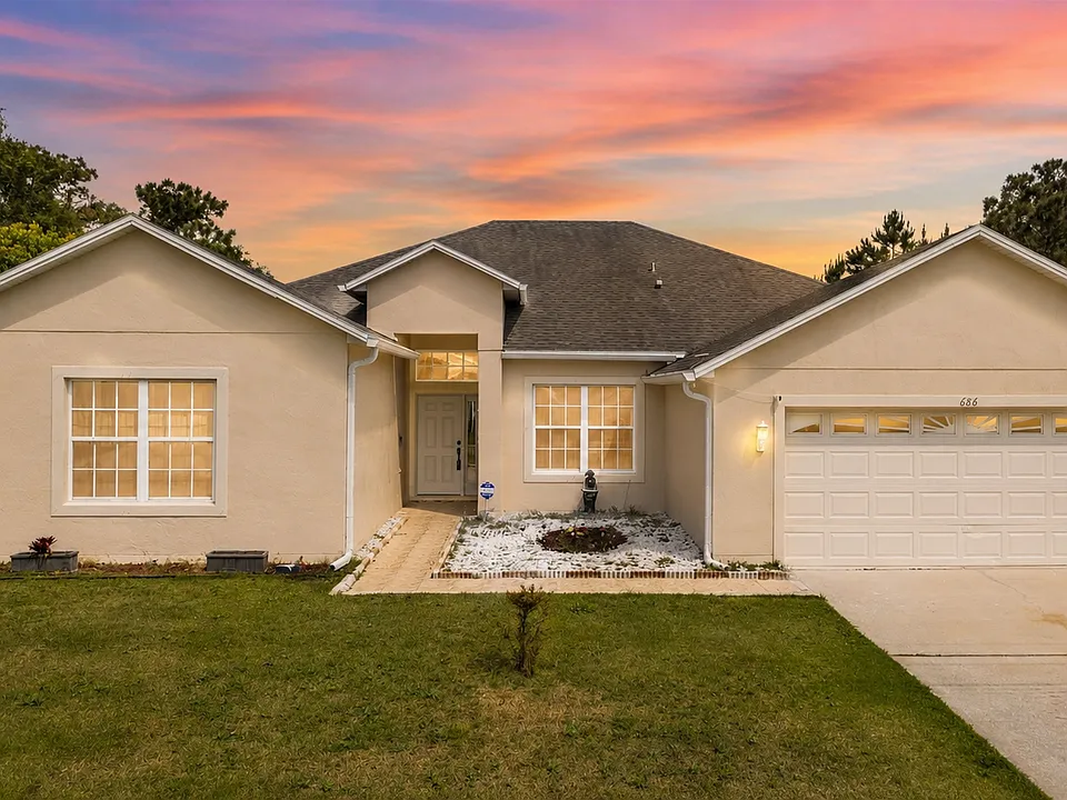 686 Cotulla Dr