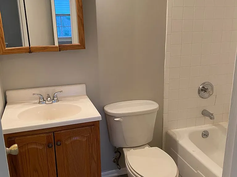 464 Worthington Rd — Photo 12