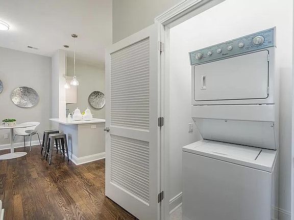 5th image of 750 Park Ave