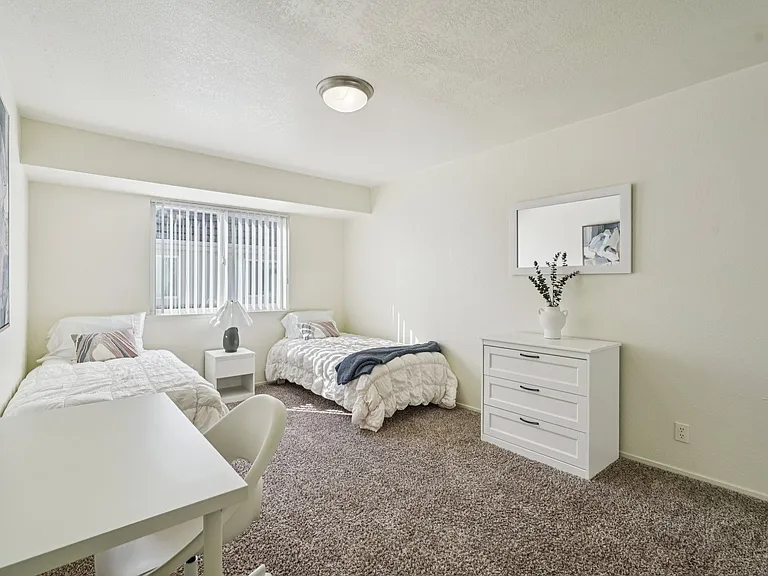 Fountain Circle Townhomes — Photo 20