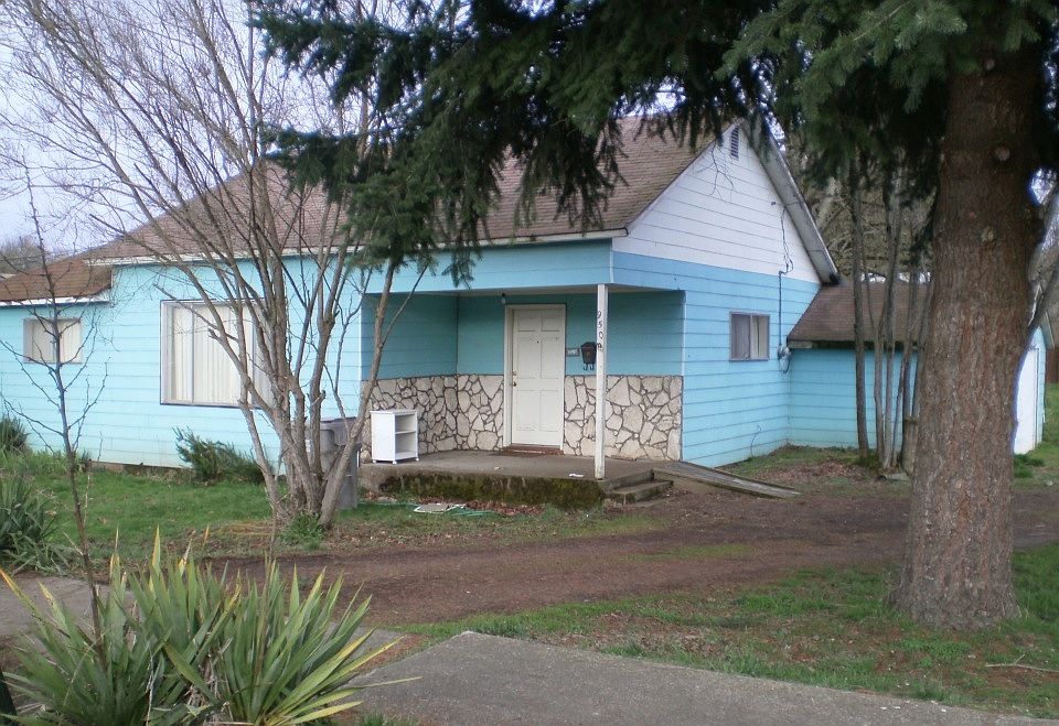 1st image of 950 Nyssa St