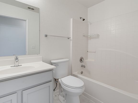 5th image of 3015 Elbib Dr #1