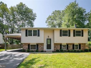 9809 Oleander Ave, Vienna, VA 22181