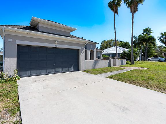 3rd image of 881 SW Bayshore Boulevard