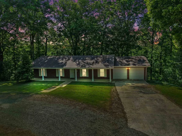 7663 County Road 92, Rogersville, AL 35652
