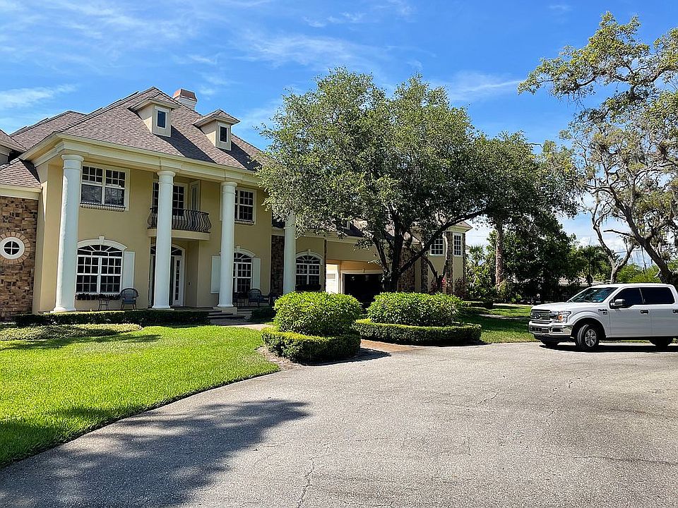 1st image of 27654 Roslin Dr