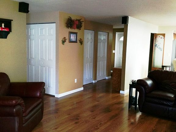 4th image of 7384 Blackbird Dr NE