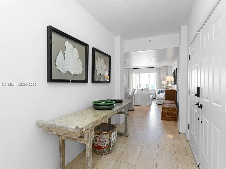 19112 Fisher Island Dr #19112 — Photo 32