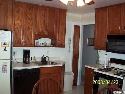 4th image of 7413 Hammond Ave