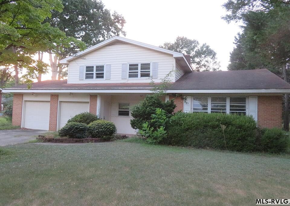 1st image of 111 Woodland Rd