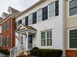 20803 Red Cedar Dr, Leesburg, VA