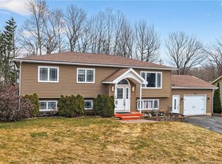 167 Fairview Knoll Dr, Moncton, NB E1A6L2