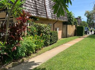 397 Lake Arbor Dr APT 397, Lake Worth, FL 33461