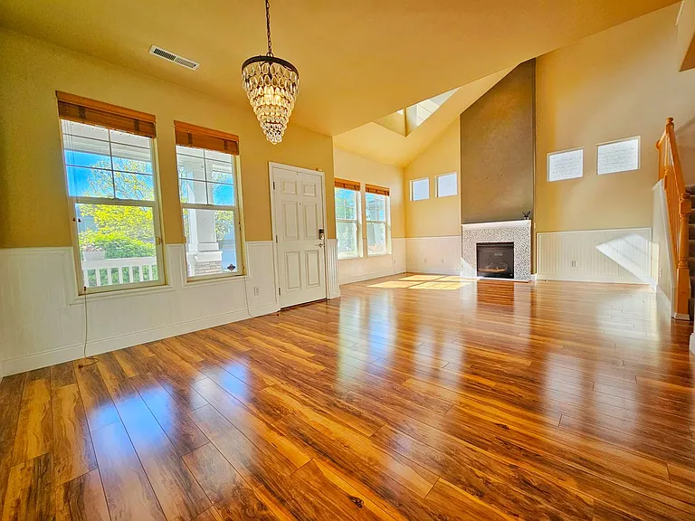 6630 Francis Ave SE — Photo 6