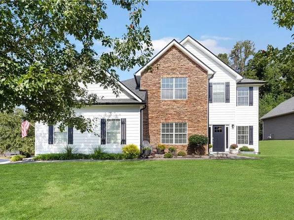 306 Farmbrook Pass, Canton, GA 30115