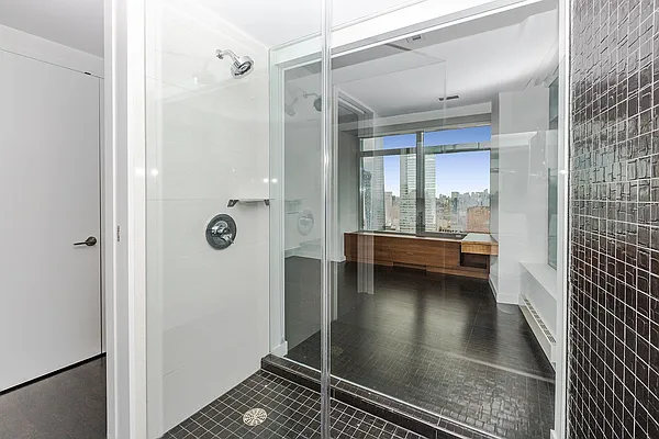 Rented by Keller Williams NYC | media 25