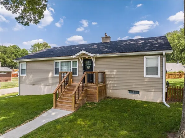 2603 N 32nd St, Saint Joseph, MO 64506