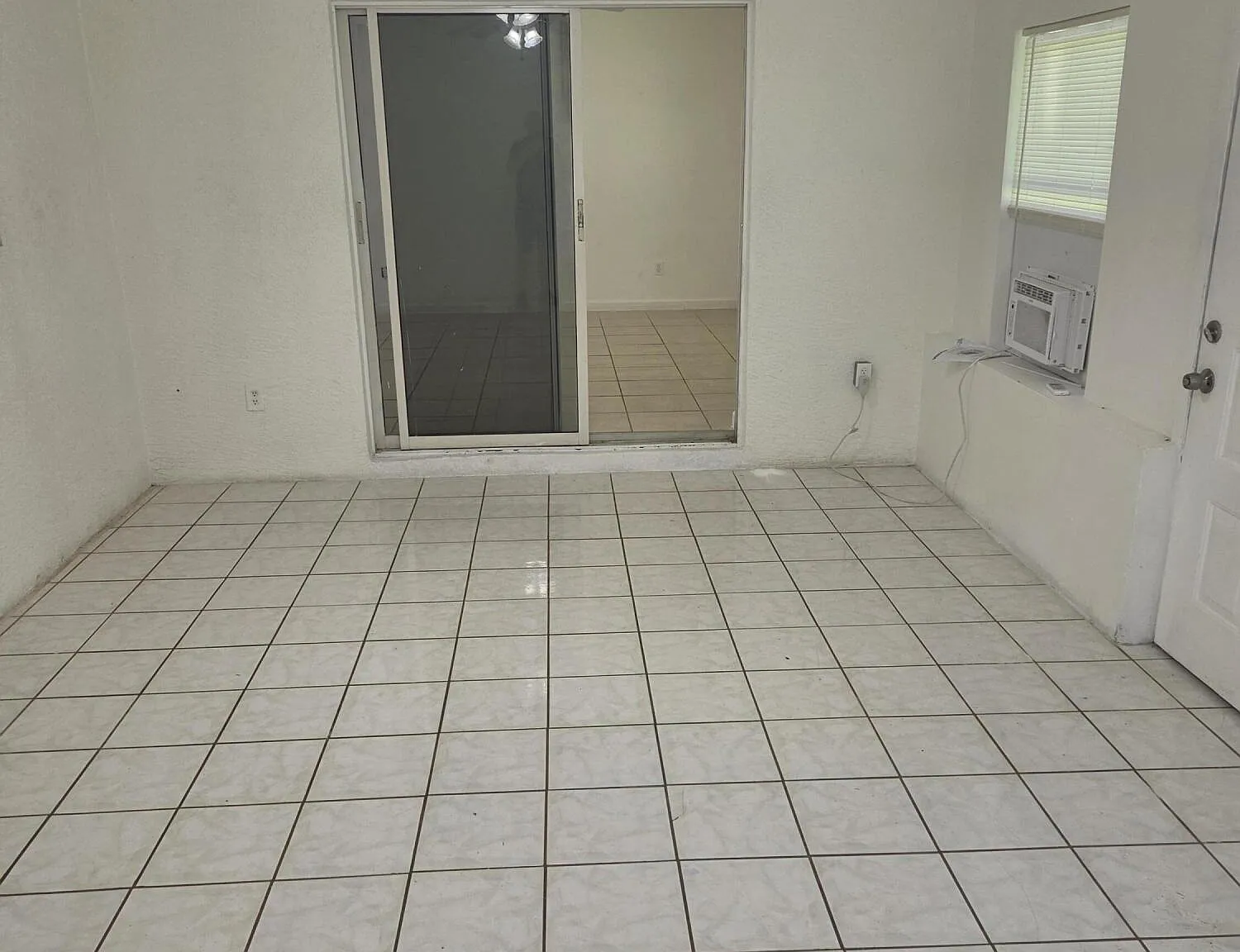 3 bed, 2.0 bath, 1735 sqft, $2,750 — Photo 4