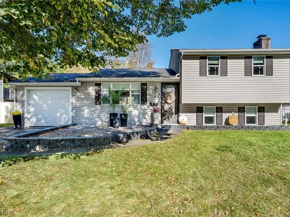 189 Bentwillow Dr, Niles, OH 44446