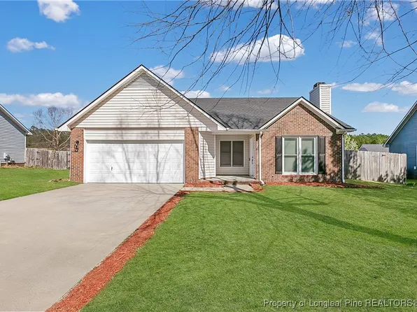 4323 Dominique St, Hope Mills, NC 28348