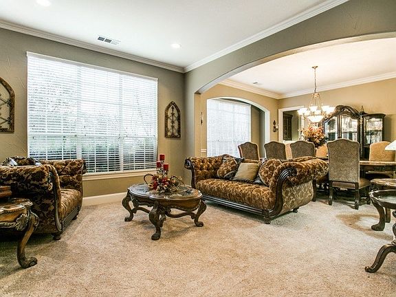 5th image of 703 Gateshead Ct
