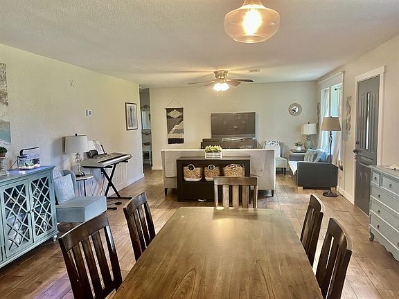 4th image of 6804 Avenue F