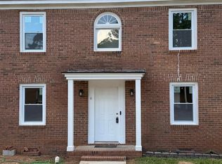 6 Crescent Ln, Columbia, SC 29212