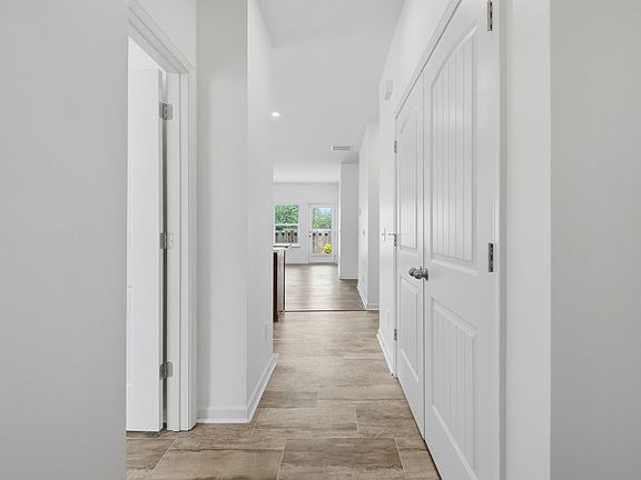 2nd image of 277 Collington Cir