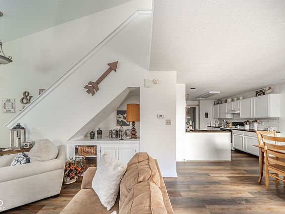 5th image of 6644 Dunsdin Dr