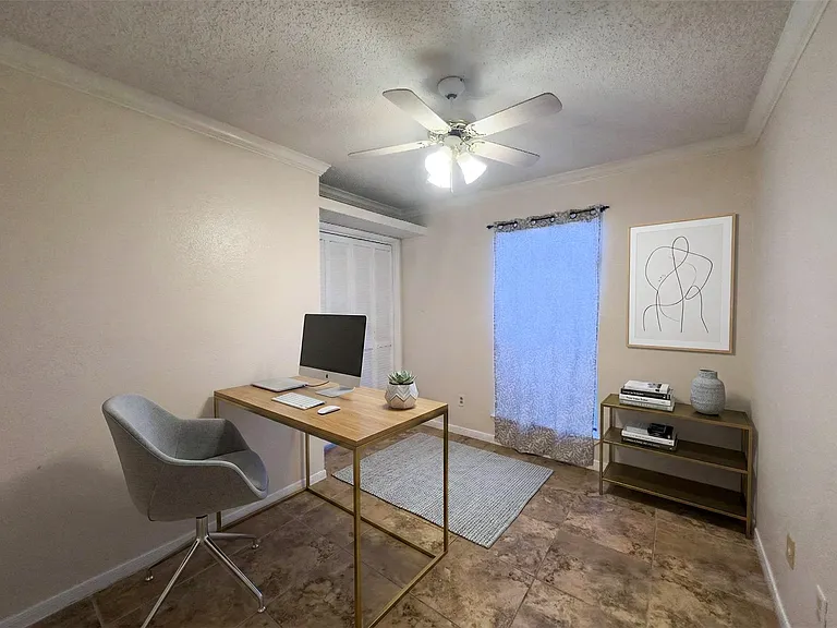 2121 Hepburn St #1110 — Photo 12