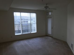 16075 NE 85th St APT 208, Redmond, WA 98052