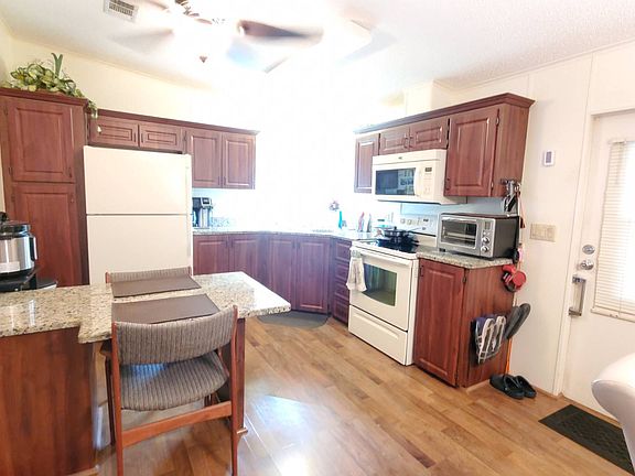 4th image of 3390 Gandy Blvd #29
