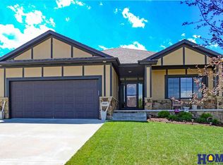 9207 S 71st St, Lincoln, NE 68516