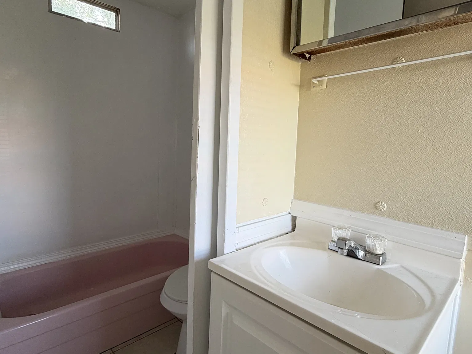 1 bed, 650 sqft, $796 — Photo 2